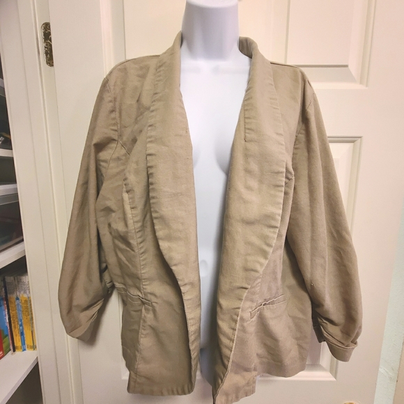 Tan Blazer - Picture 2 of 6